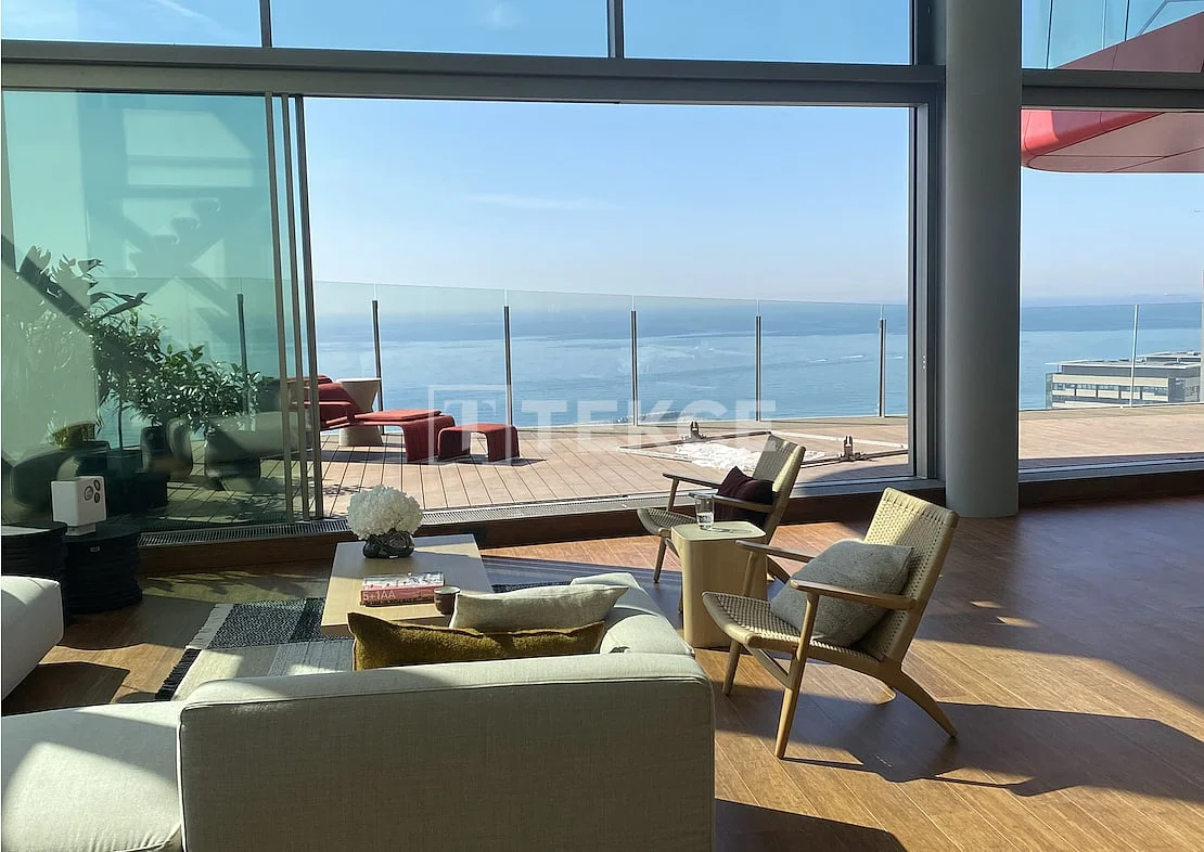 1-Bedroom Apartment with City View in Barcelona