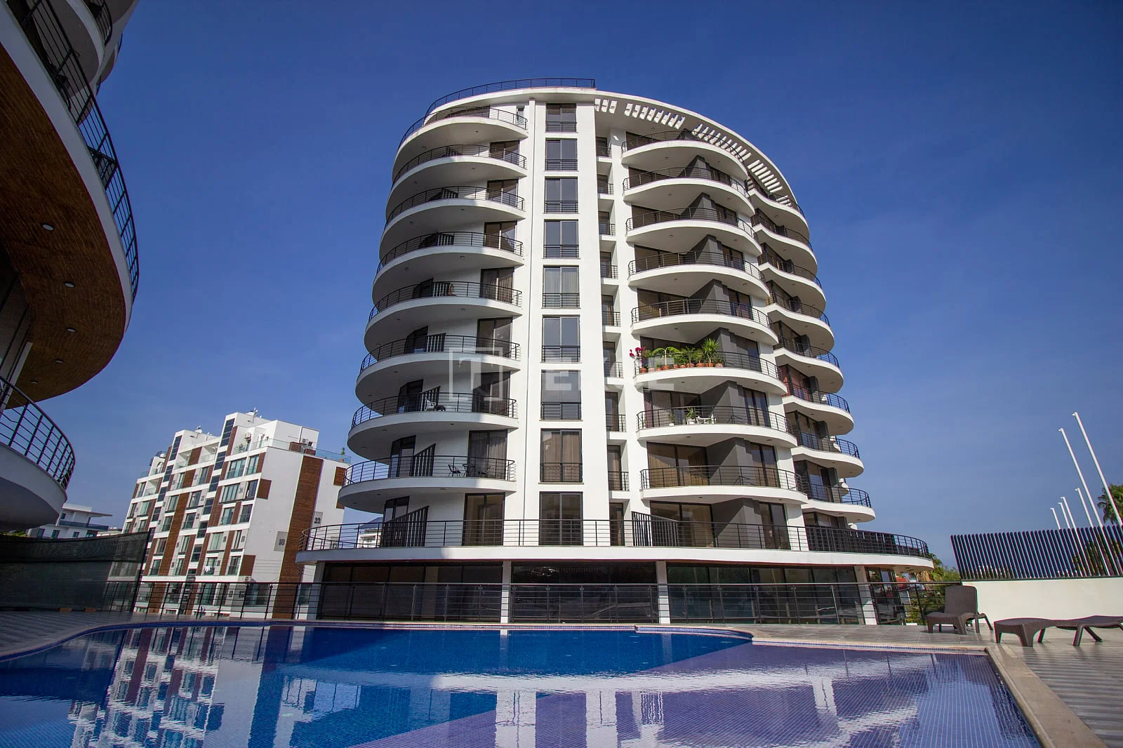 1-Bedroom Apartment with Mountain and Sea Views in Kyrenia