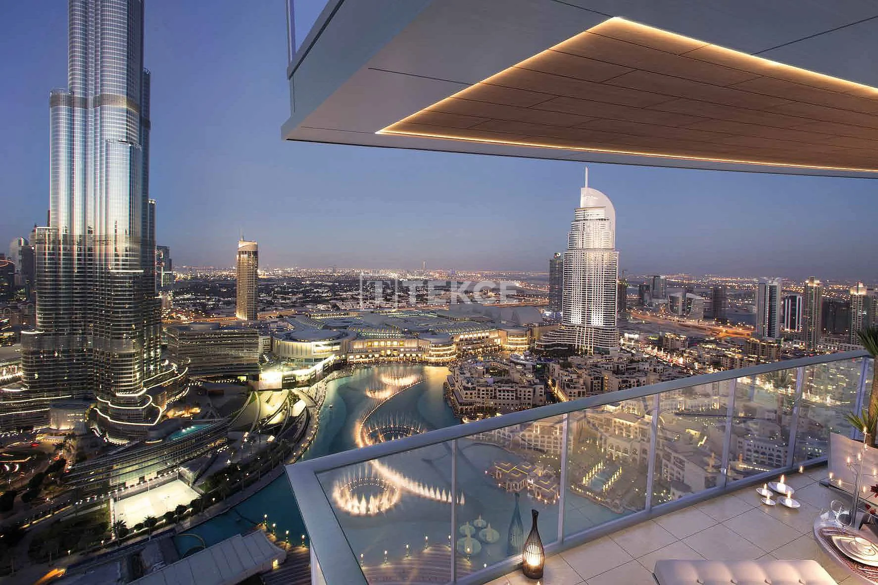 2-Bedroom Apartment with City View on the 62nd Floor in Downtown Dubai, photo 4
