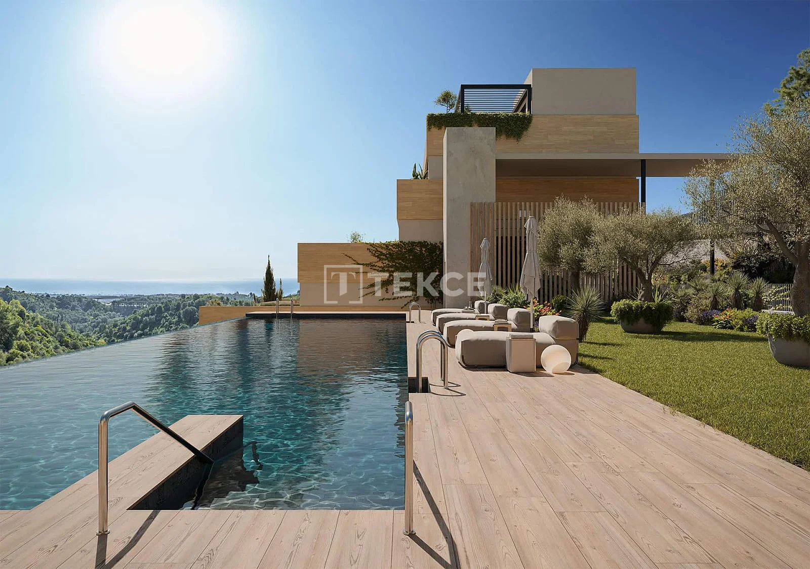 3-Bedroom Apartment with Terrace and Sea View in Marbella