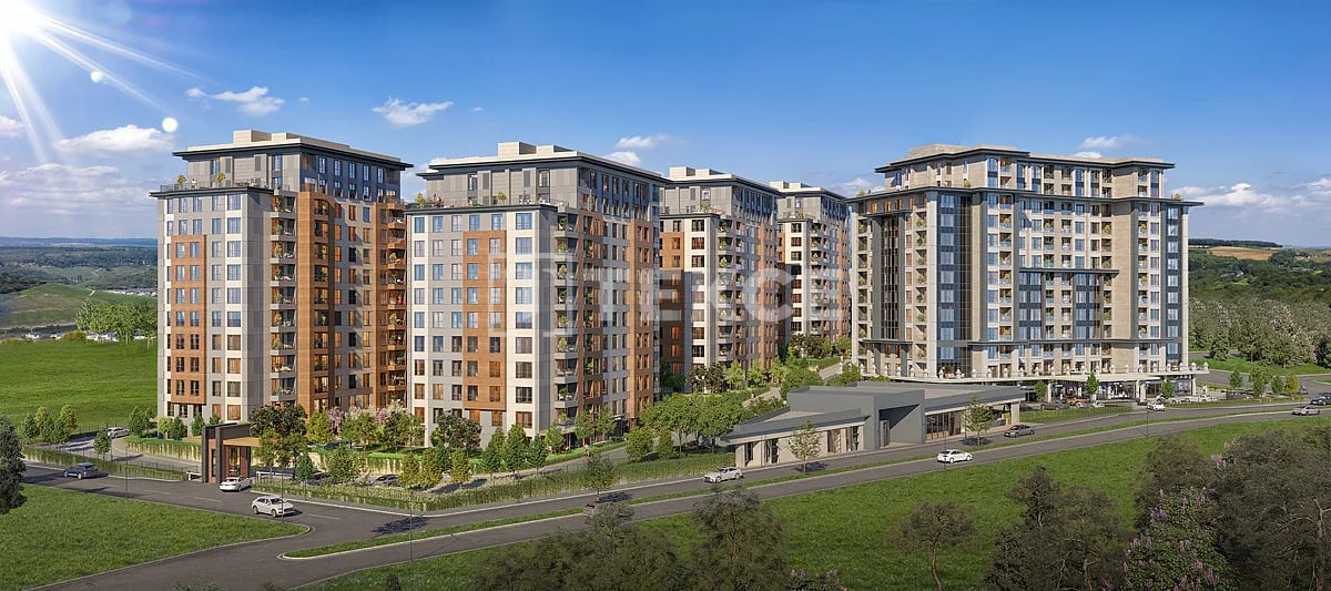 4-Bedroom Apartment with Shared Pool in Sultangazı, Istanbul