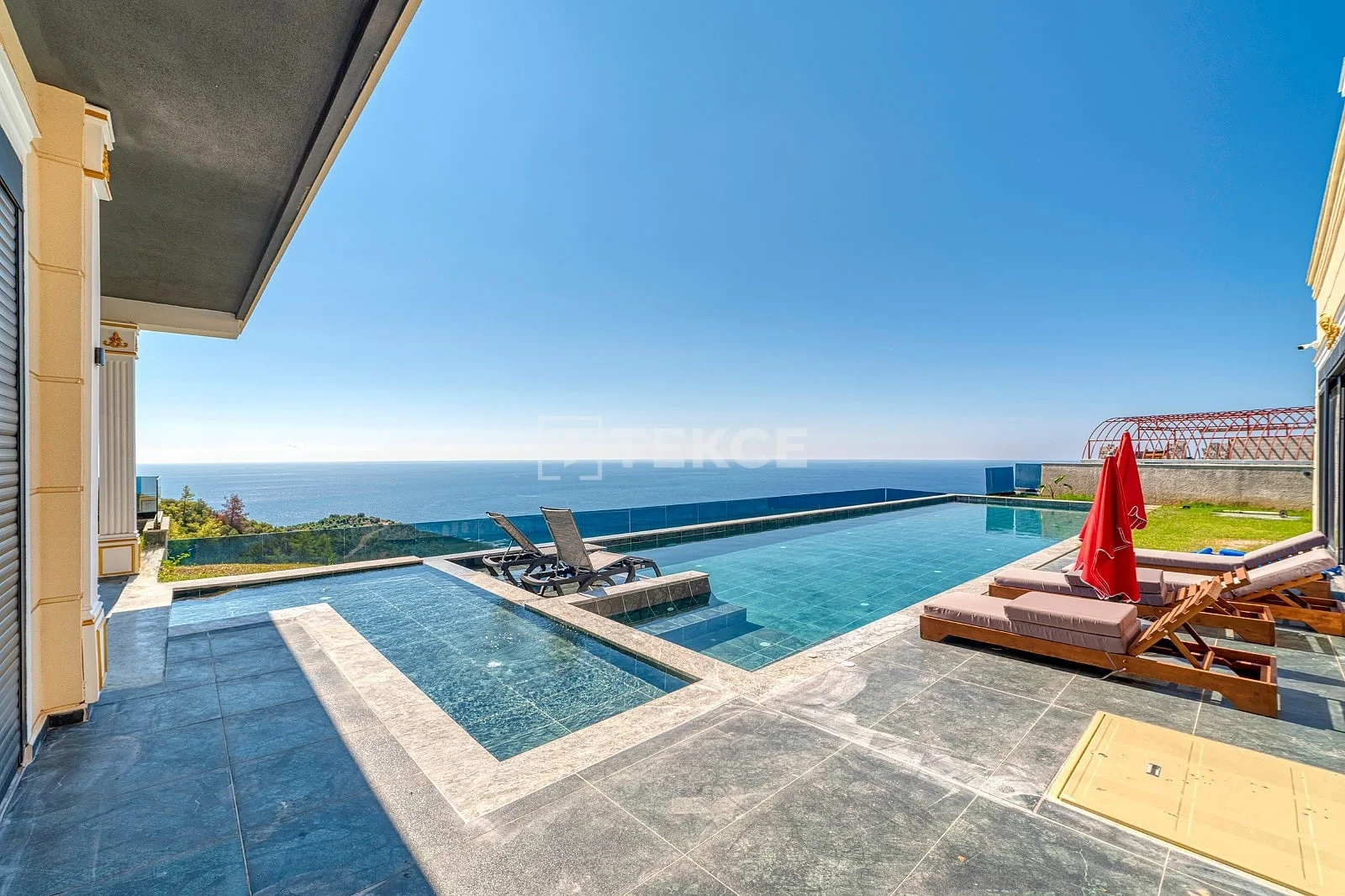 8-Bedroom Luxury Villa with Sea View in Kargicak, Alanya, photo 3