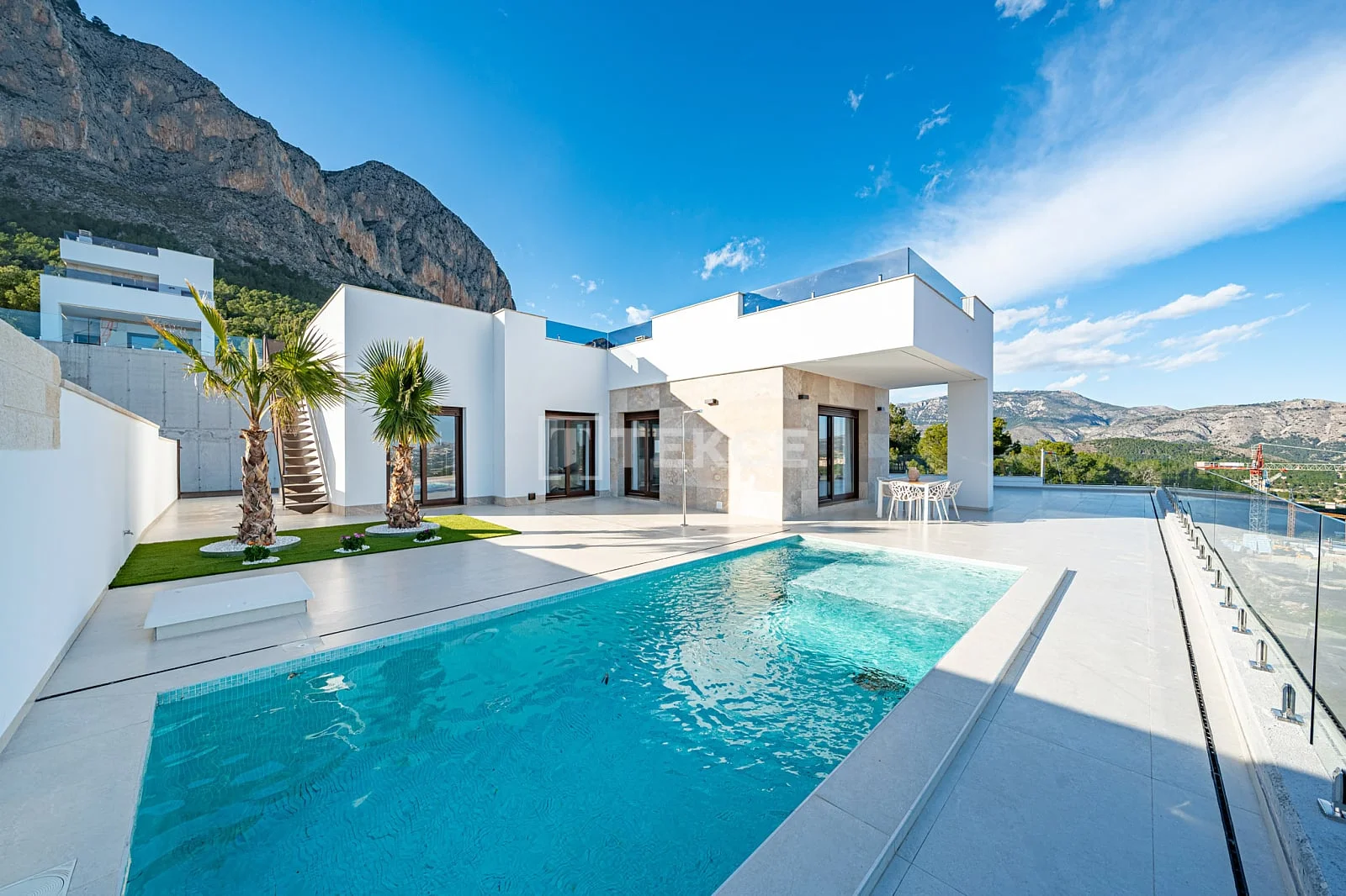 3-Bedroom Villa with Private Pool and Garden in Polop