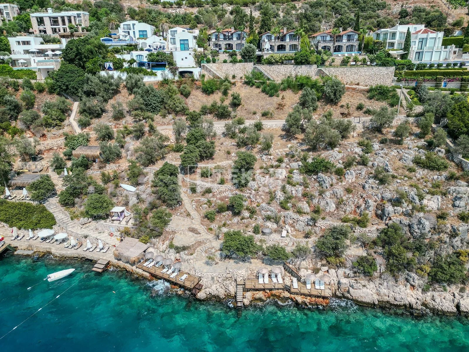 Вилла с собственным пляжем в Каше, Анталия, фото 2