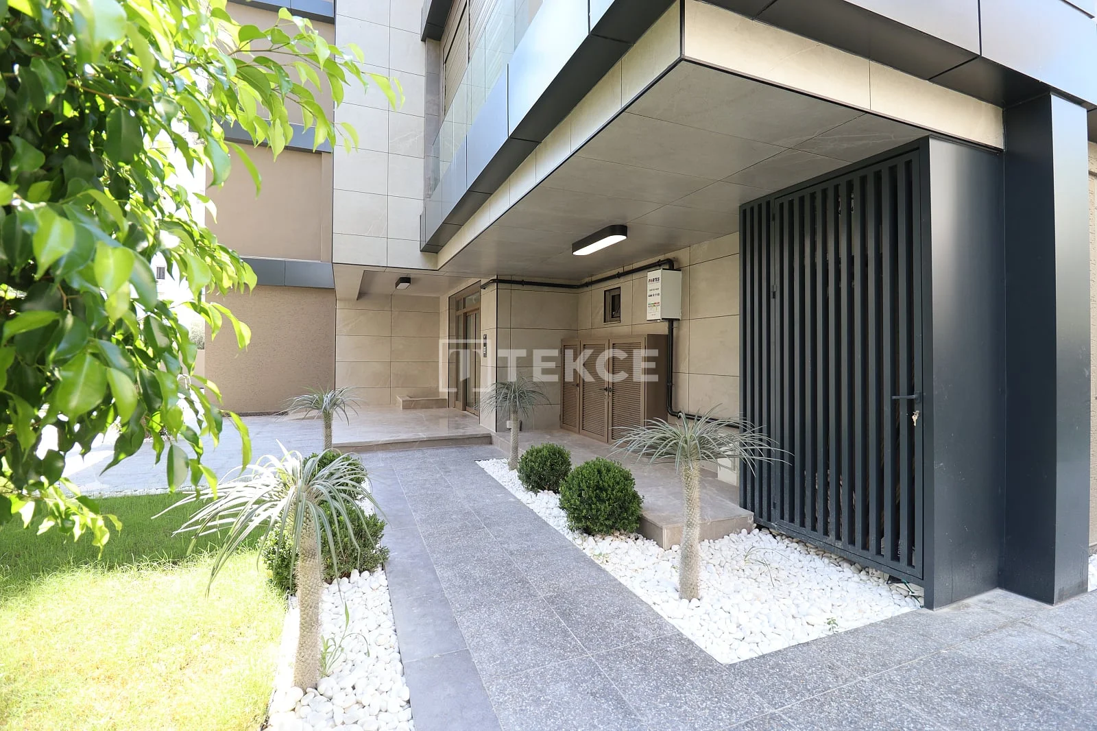 4-Bedroom Apartment with Sea View in Muratpasa, Antalya, photo 5