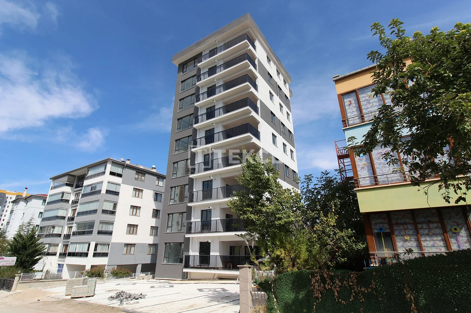4-Bedroom Apartment in New Building in Etimesgut, Ankara
