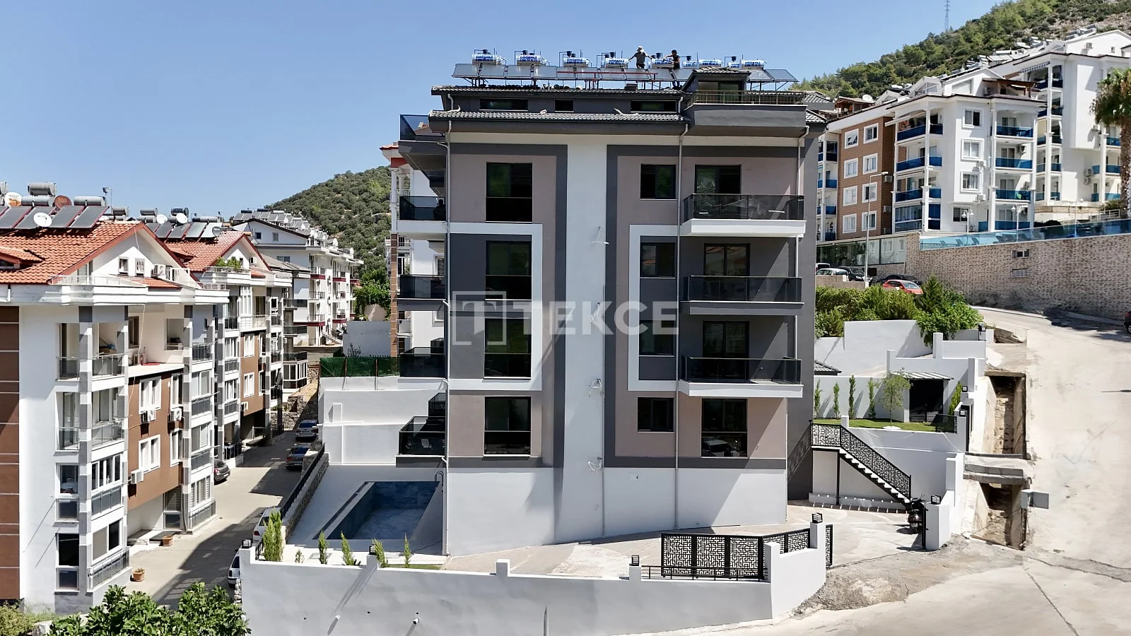 2-Bedroom Apartment with Balcony and City Views in Fethiye, photo 3
