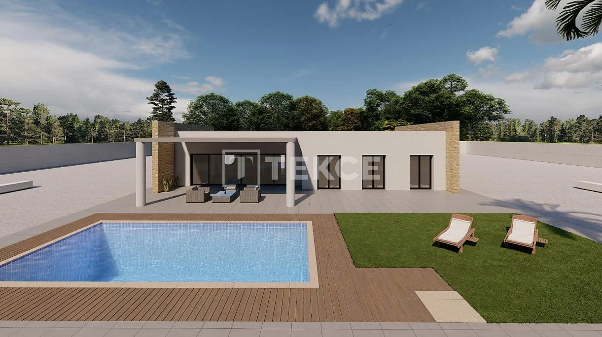 3-Bedroom Villa with Private Pool in Alicante, photo 2