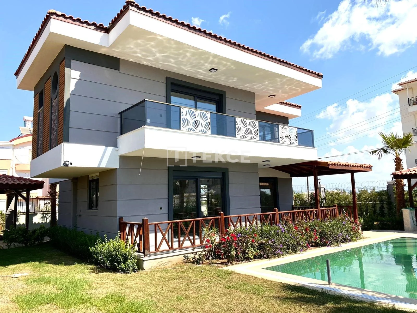 3-Bedroom Villa with Private Pool and Sauna in Antalya