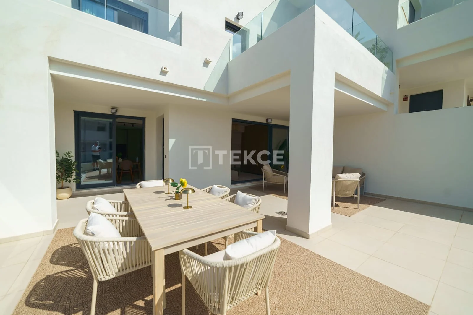 3-Bedroom Townhouse with Sea View in Benalmadena, photo 2