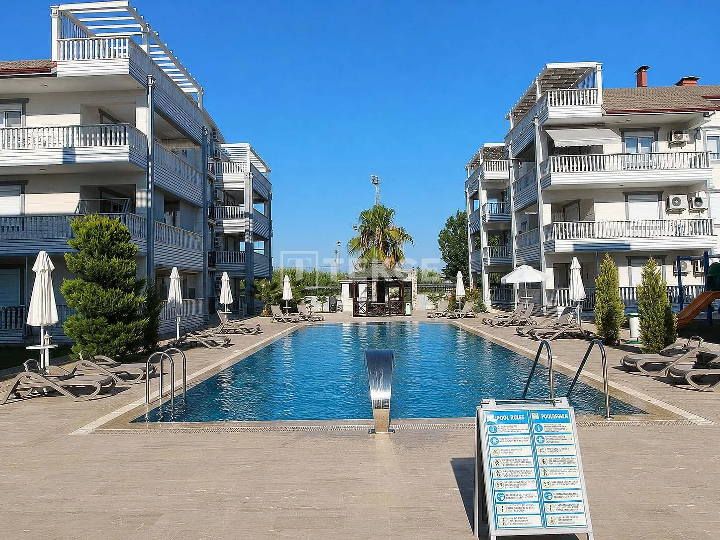 5-Bedroom Duplex with Shared Pool in Antalya