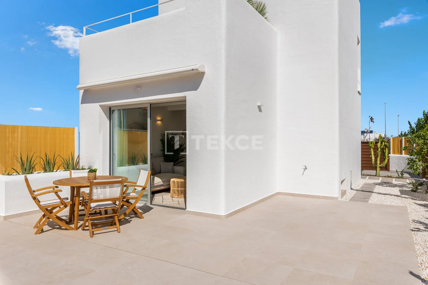 3-Bedroom Villa with Private Pool in Los Alcazares, photo 3