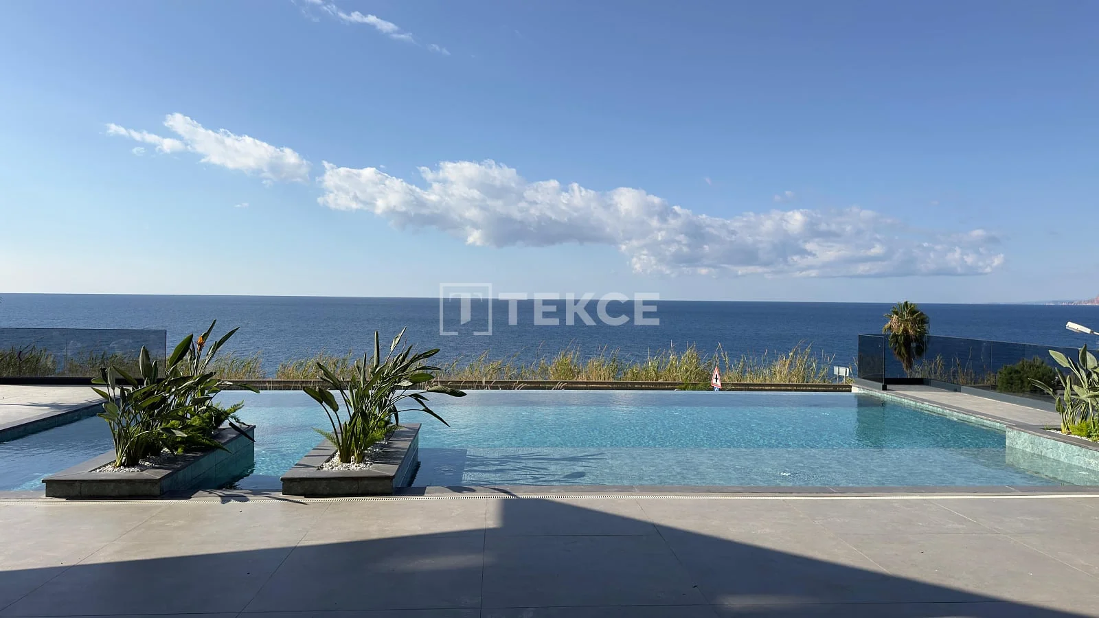 3-Bedroom Penthouse and Apartments with Sea View in Kargicak, Alanya, photo 3
