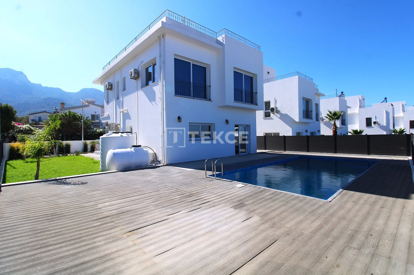 3-Bedroom Villa with Private Pool and Sea View in Kyrenia, photo 3
