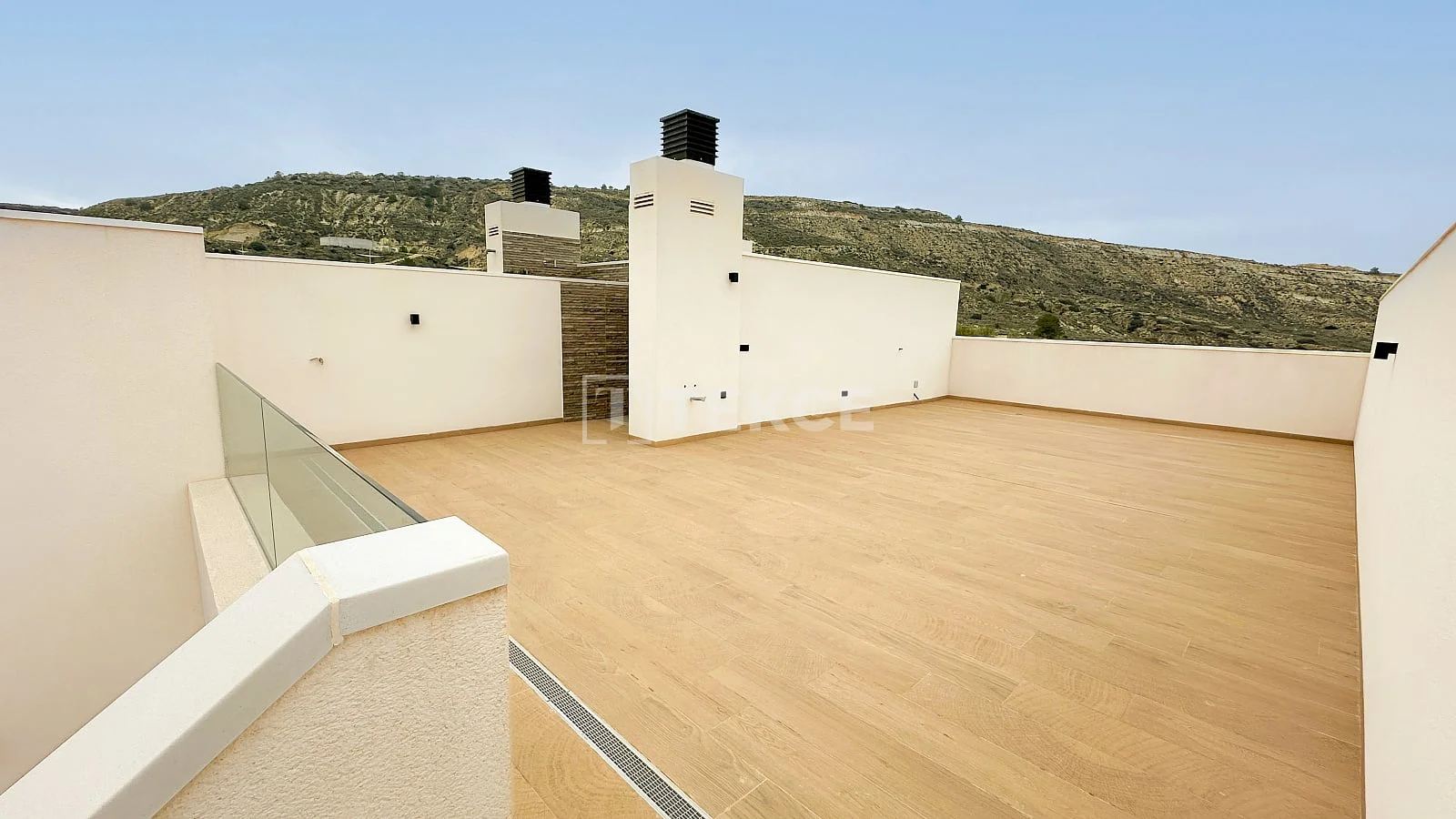 2-Bedroom Penthouse with Golf Course View in Algarve, photo 4