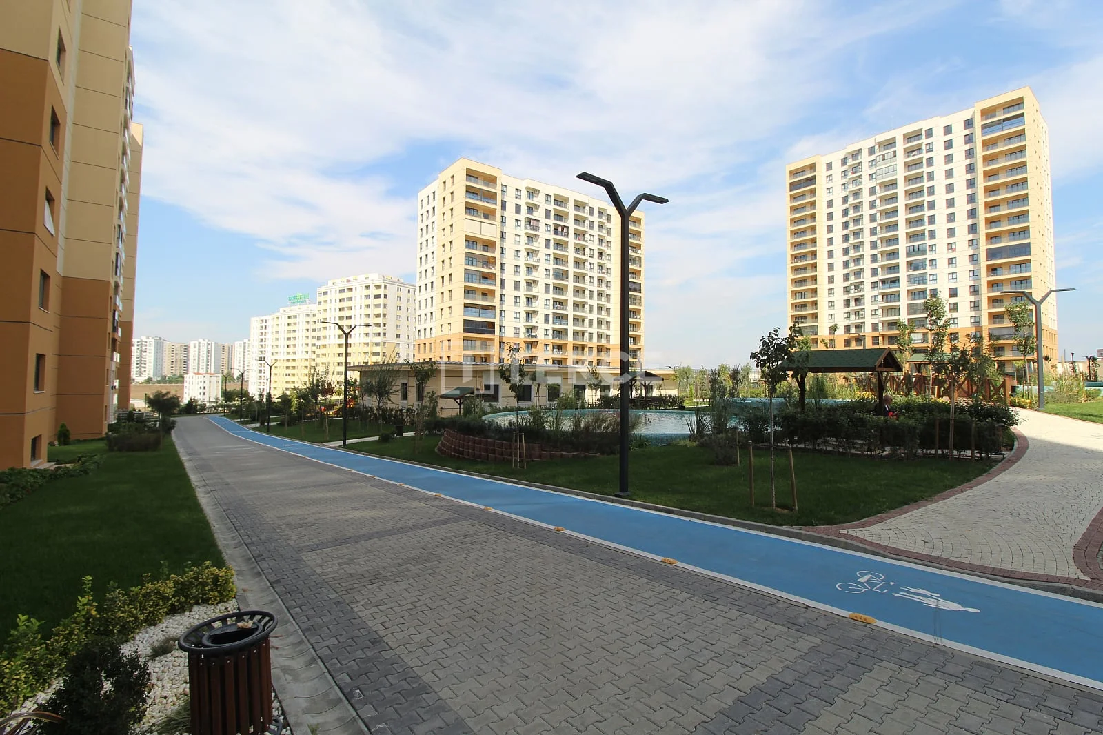 4-Bedroom Apartment with Lake View in Avcilar, Istanbul, photo 3