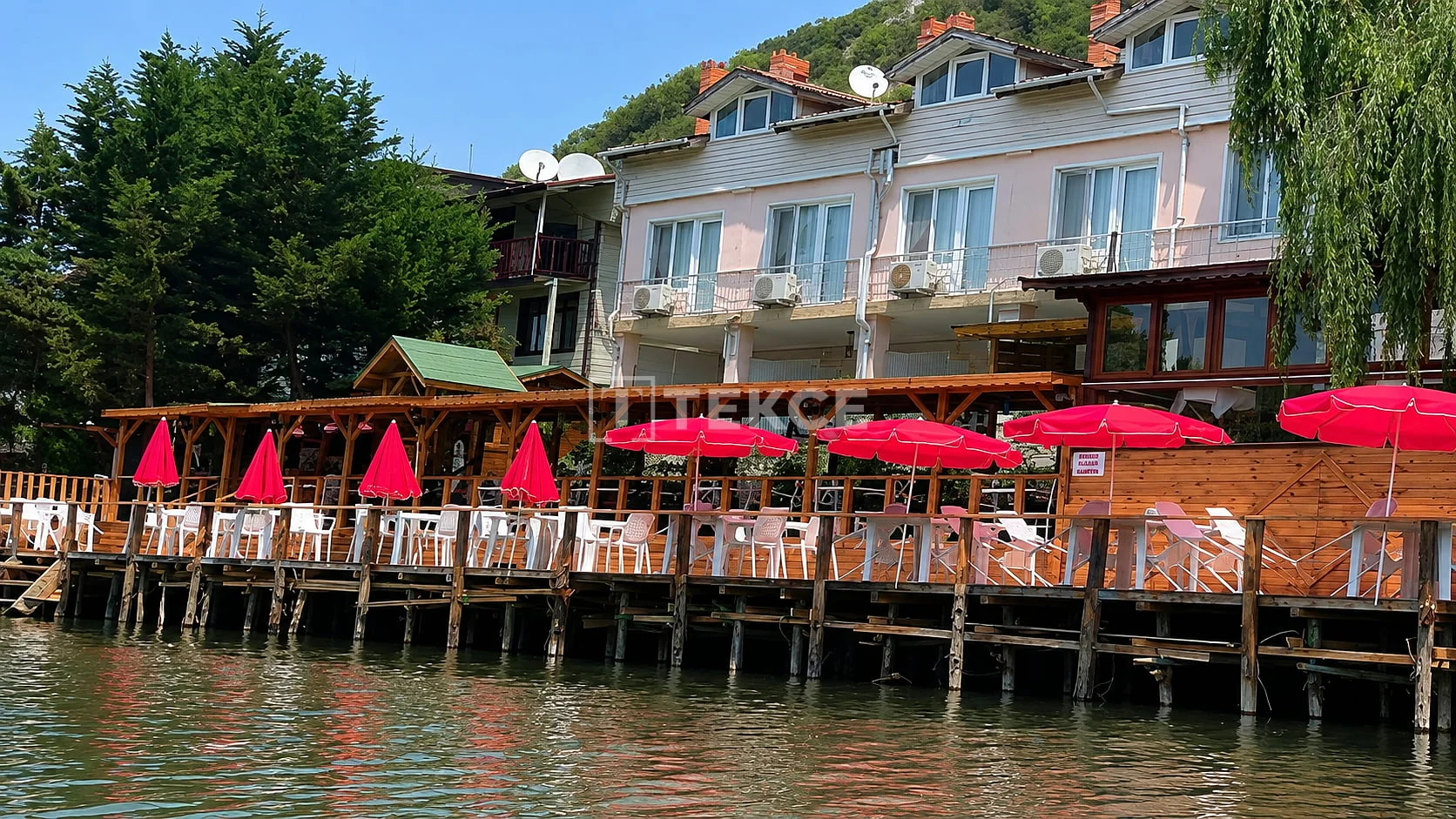 Commercial Hotel with 13 Rooms in Istanbul