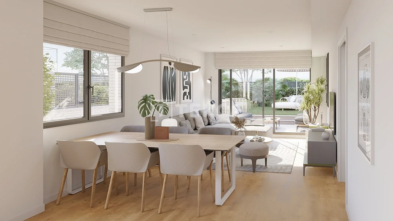 2-Bedroom Apartment with City and Sea Views in Barcelona, photo 4