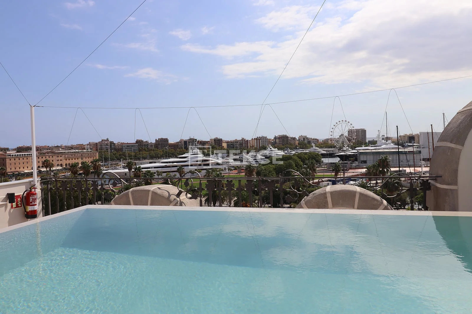 3-Bedroom Apartment with Sea View in Barcelona City Center