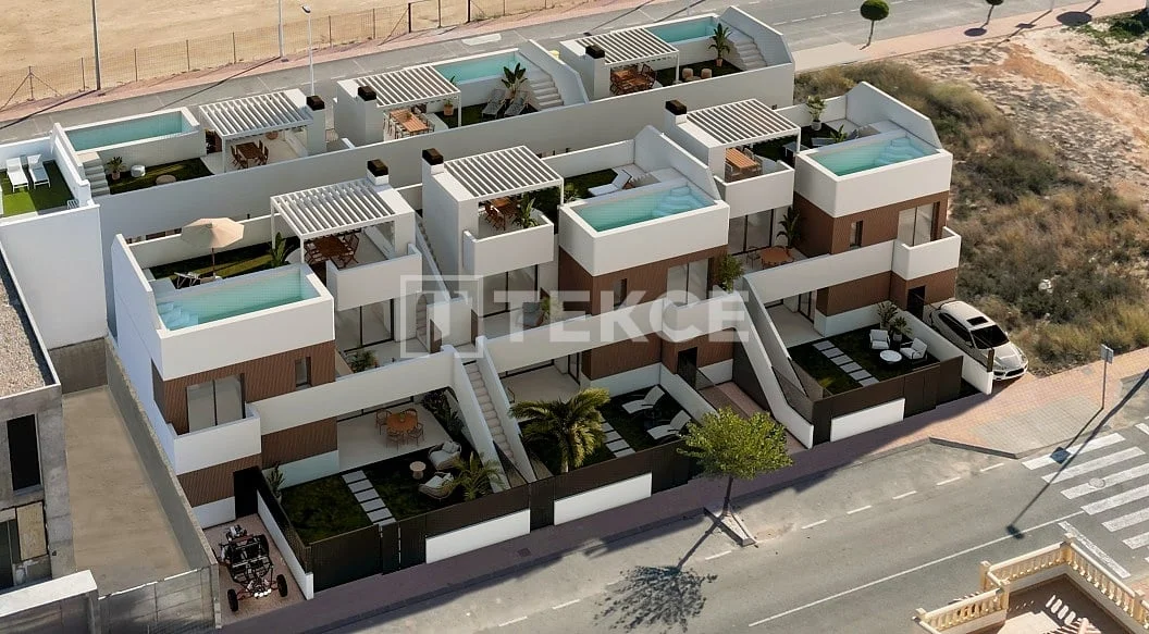 3-Bedroom Apartment with Private Pool in San Pedro del Pinatar, photo 2