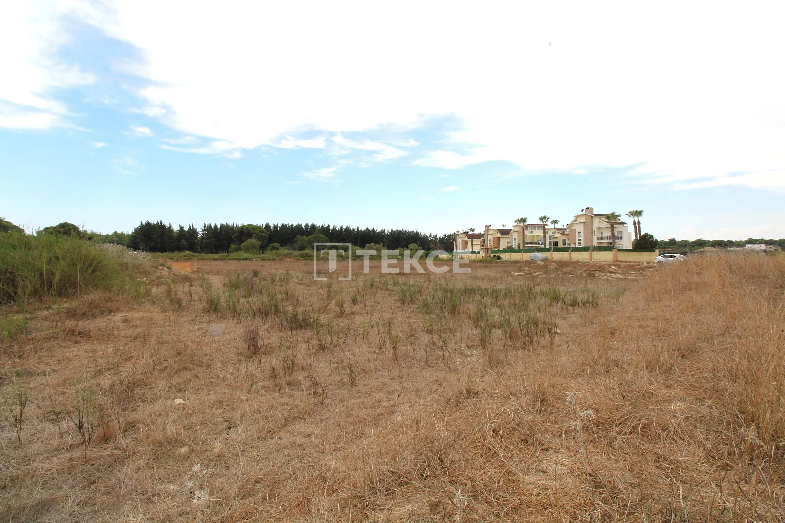 889 m² Land Plot with Nature Views in Belek