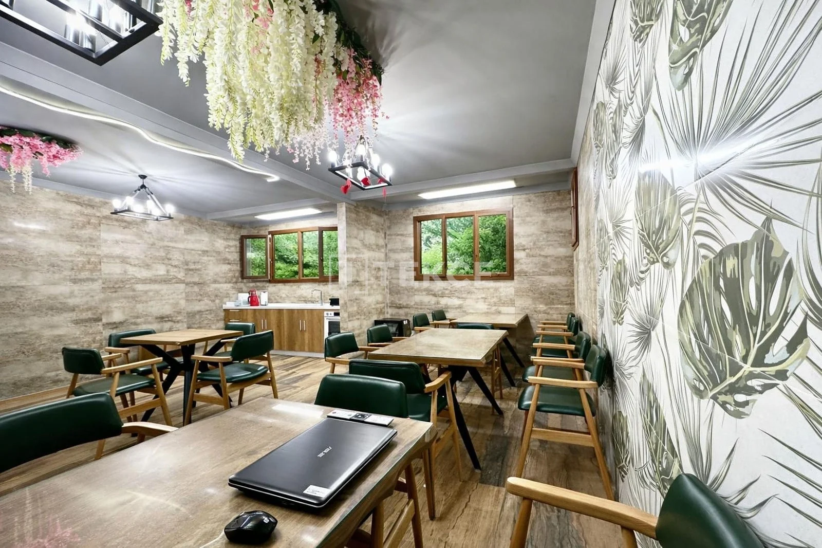 Boutique Hotel with 10 Rooms Near Metro in Central Istanbul, Fatih, photo 5