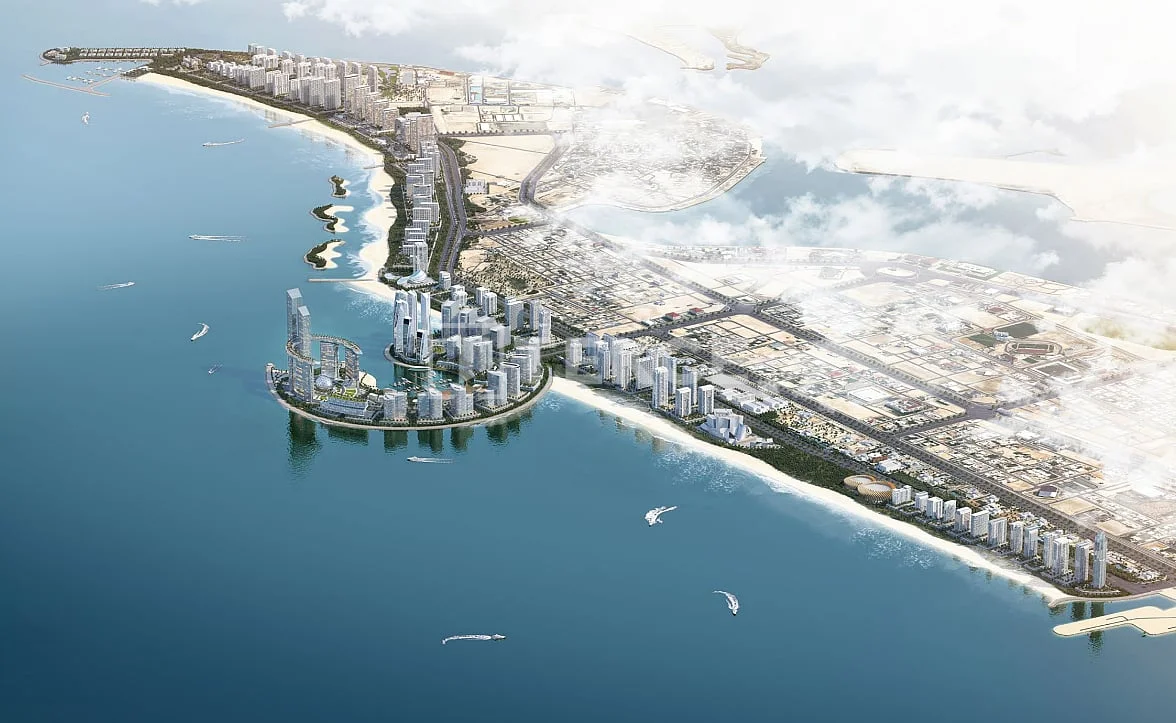 3-Bedroom Beachfront Apartment with Sea and City Views in Umm Al Quwain, photo 3