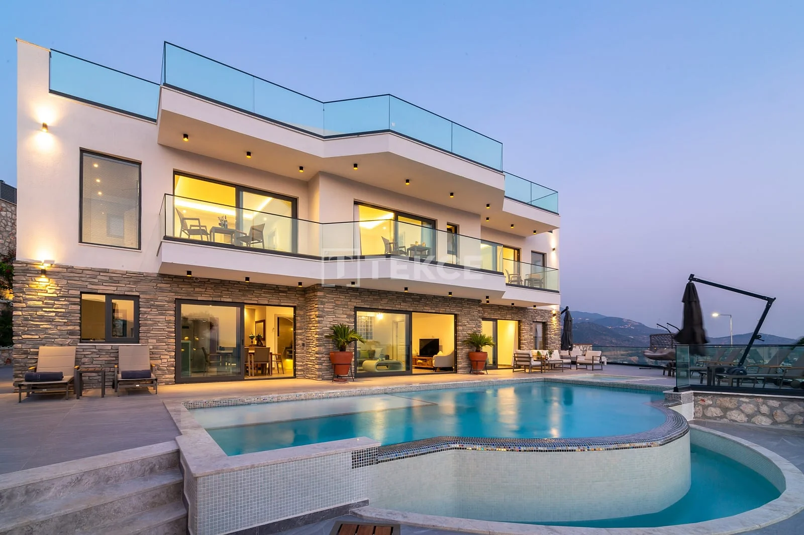 6-Bedroom Villa with Private Pool and Sea View in Kas, Antalya, photo 5