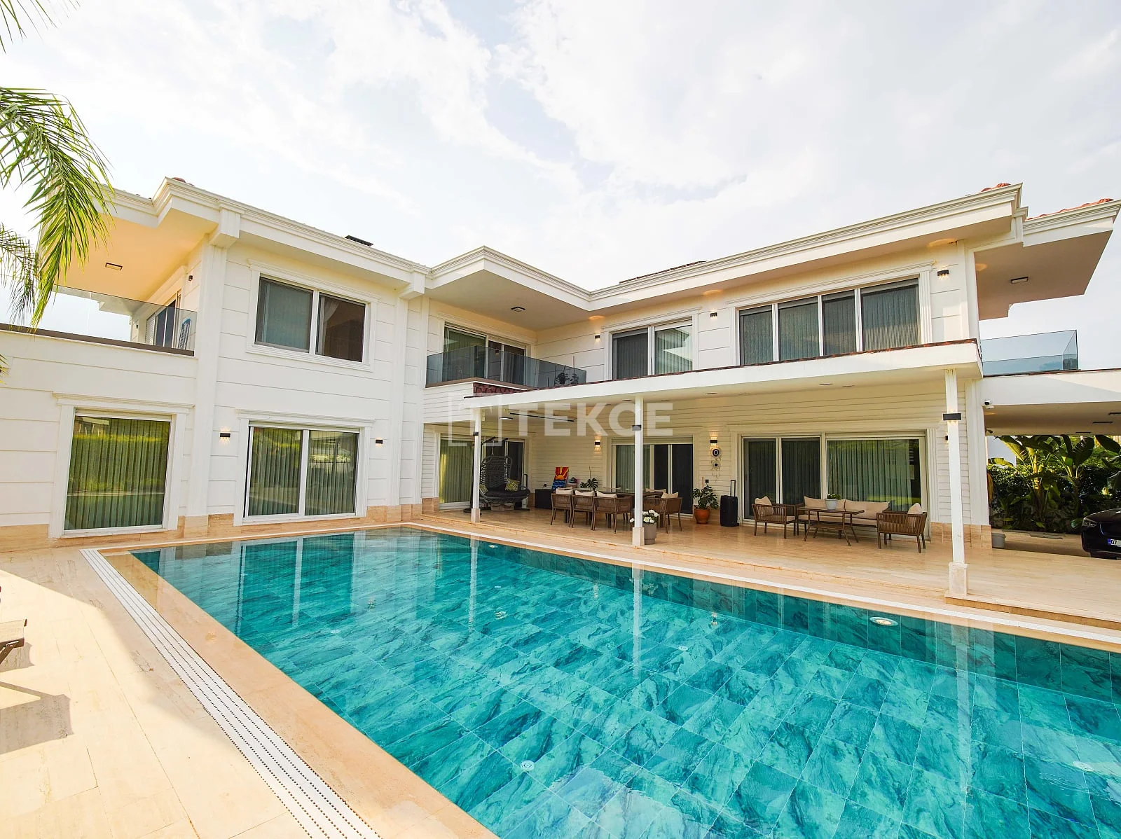 5-Bedroom Villa with Private Pool in Dosemealti, Antalya