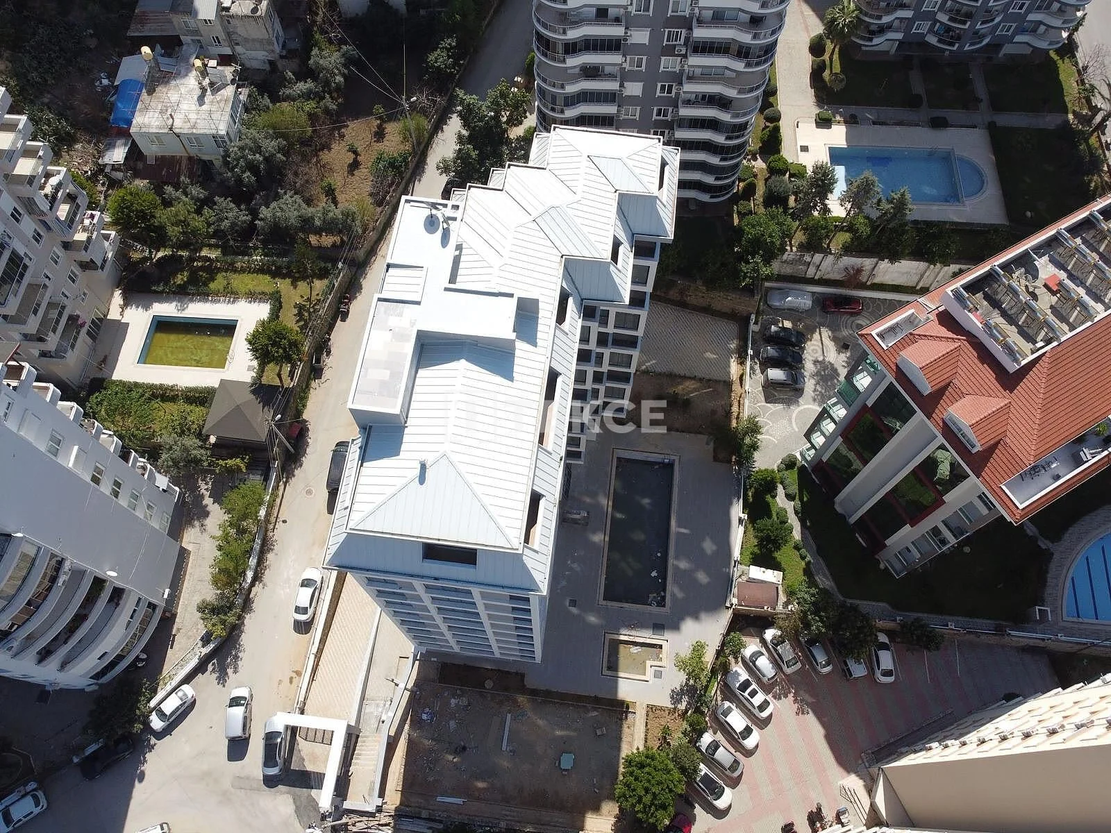 2-Bedroom Apartment with Sea View in Mahmutlar, Alanya, photo 5