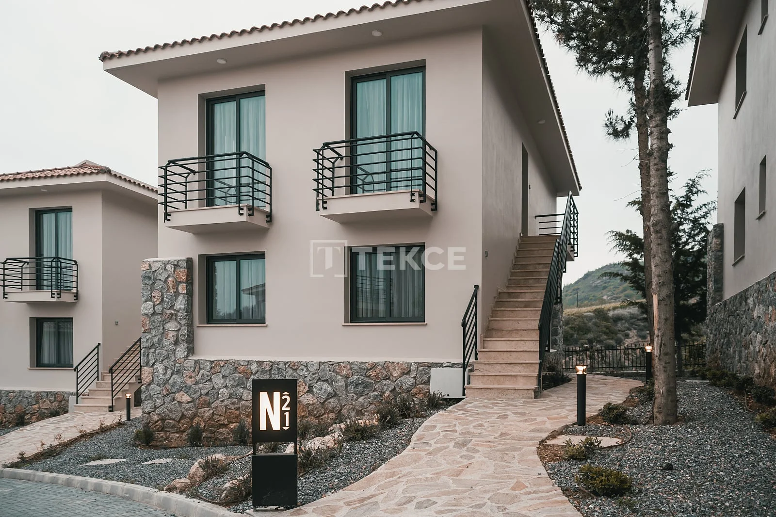 2-Bedroom Penthouse and Apartment with Garden in Kyrenia, photo 4