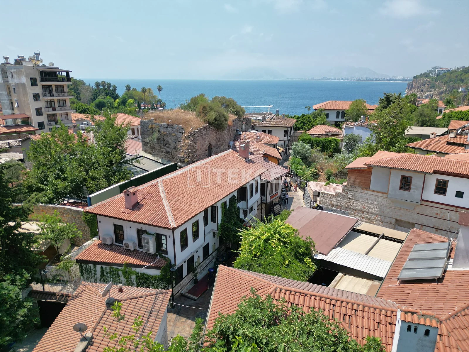 Commercial Property in Historic Antalya City Center, Under 1 km from the Sea