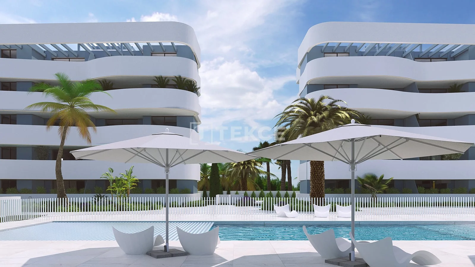 2-Bedroom Apartment with Garden and Spa in Guardamar del Segura