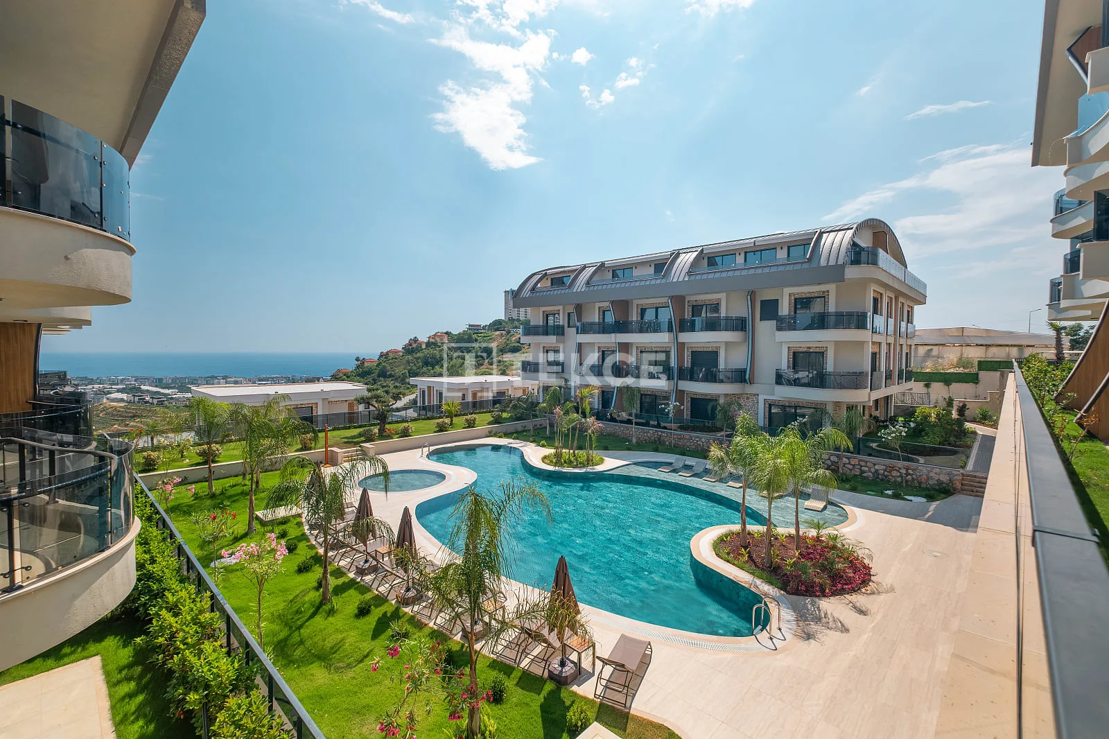 4-Bedroom Luxury Villa with Private Pool and Sea View in Alanya, photo 4