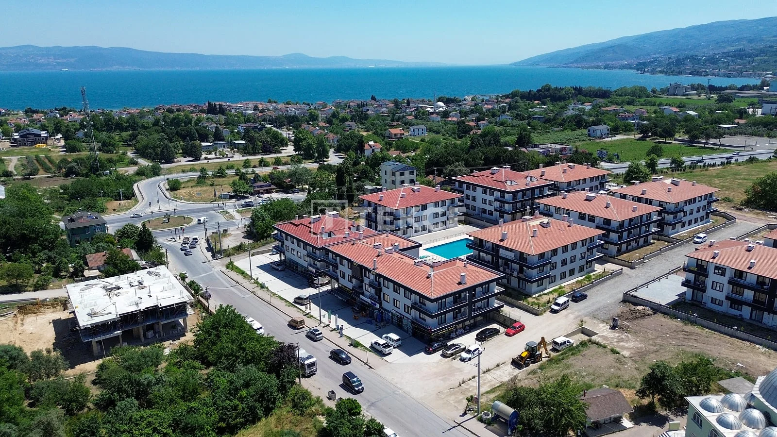 4-Bedroom Apartment with Sea View in Altinova, Antalya
