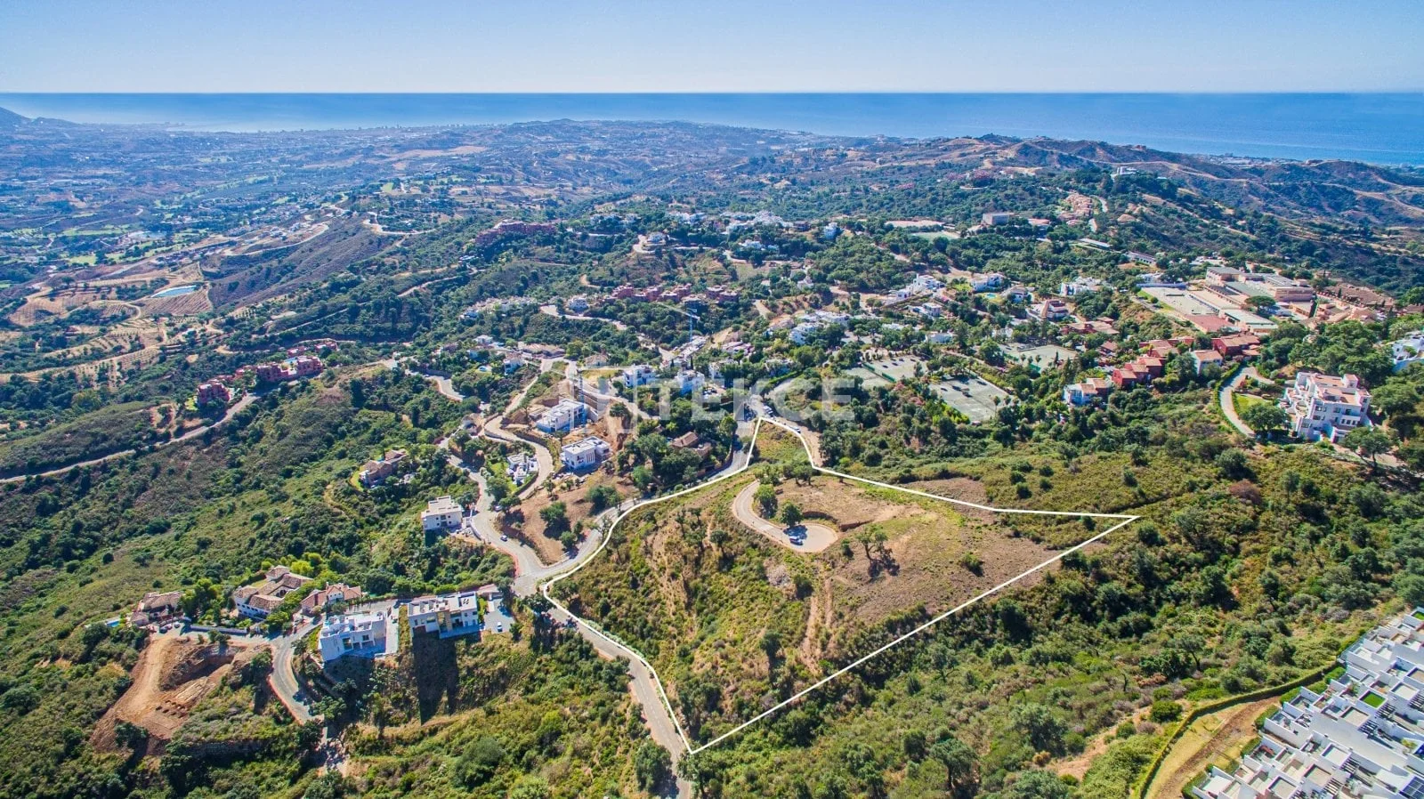 15,399 m² Land Plot with Sea and Mountain Views in Malaga, photo 4