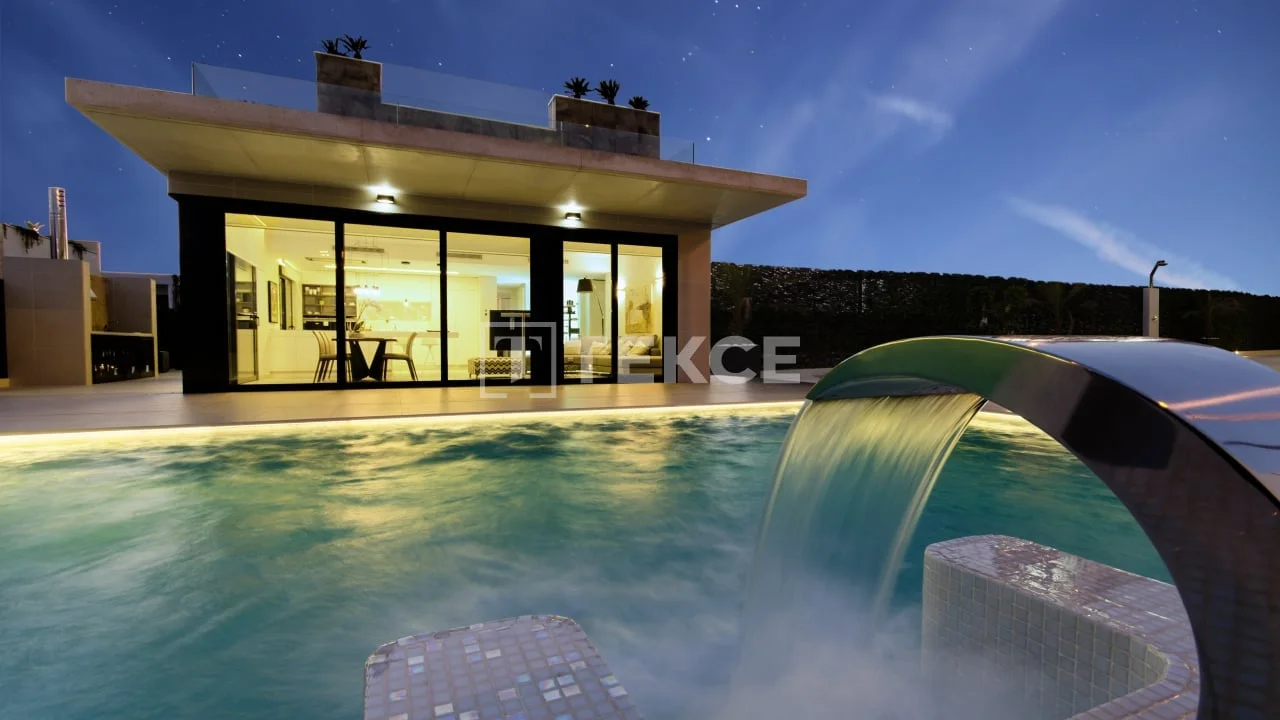 3-Bedroom Villa with Private Pool and Sea View in Orihuela