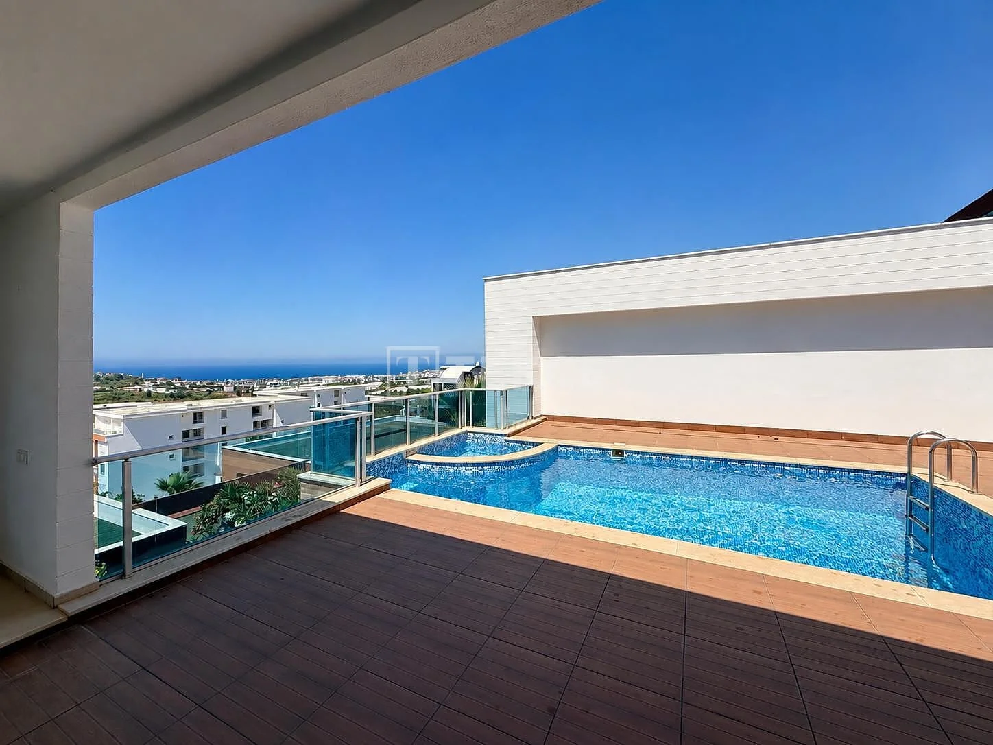 3-Bedroom Villa with Private Pool and Sea View in Alanya