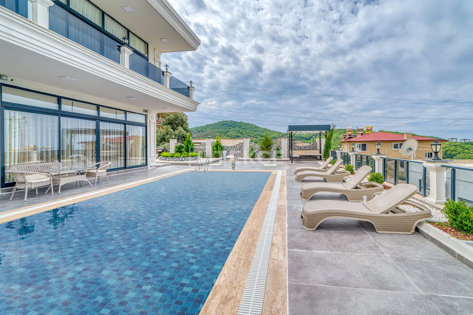 4-Bedroom (6-Room) Villa with Smart Home and Private Pool in Kargicak, Alanya, photo 3