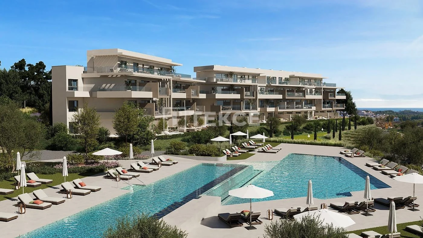 3-Bedroom Penthouse with Sea and Nature Views in Mijas