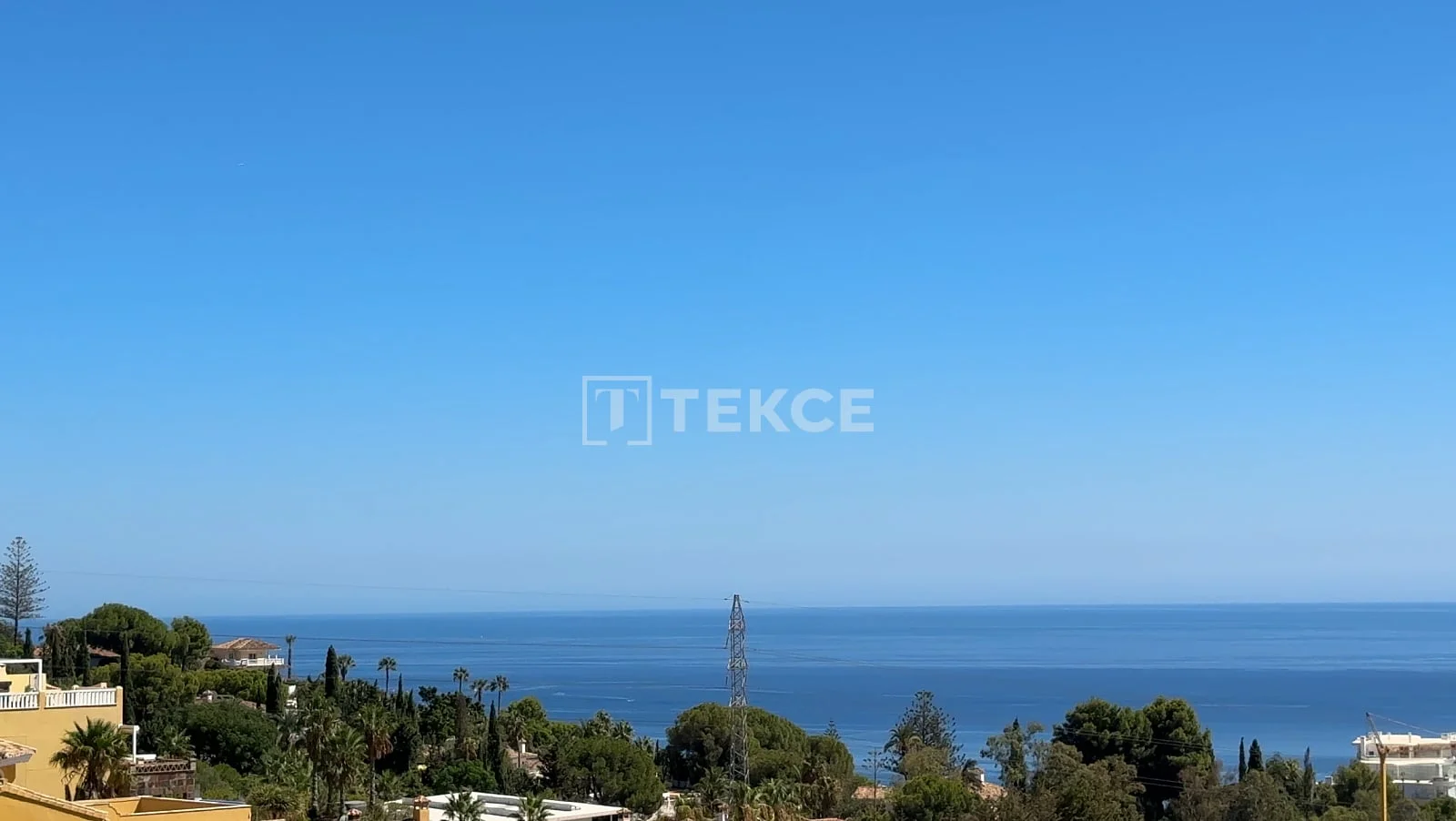 2-Bedroom Apartment with Sea View in Fuengirola, photo 3