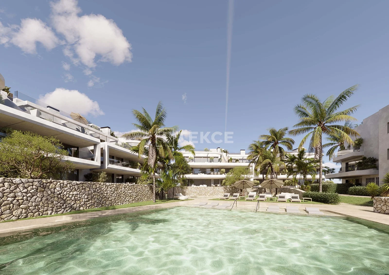 3-Bedroom Apartment with Terrace Near the Beach in Estepona