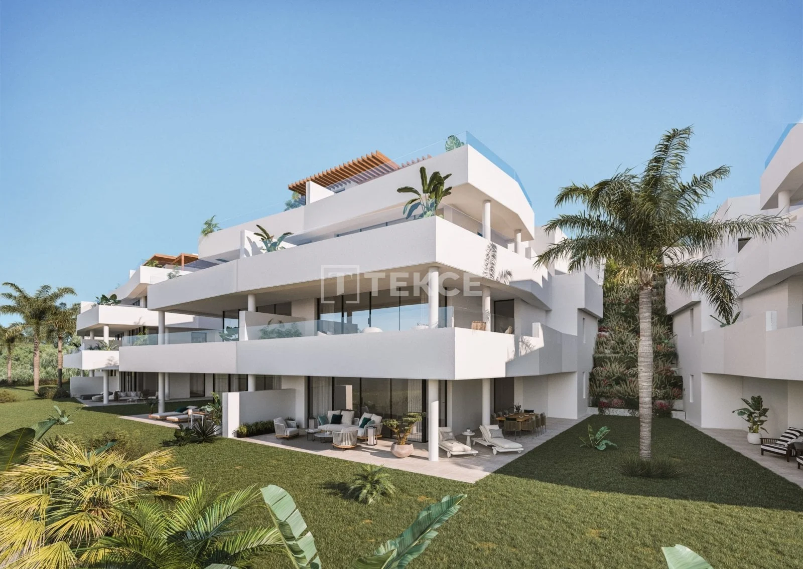 3-Bedroom Apartment with Sea View in Estepona, photo 4