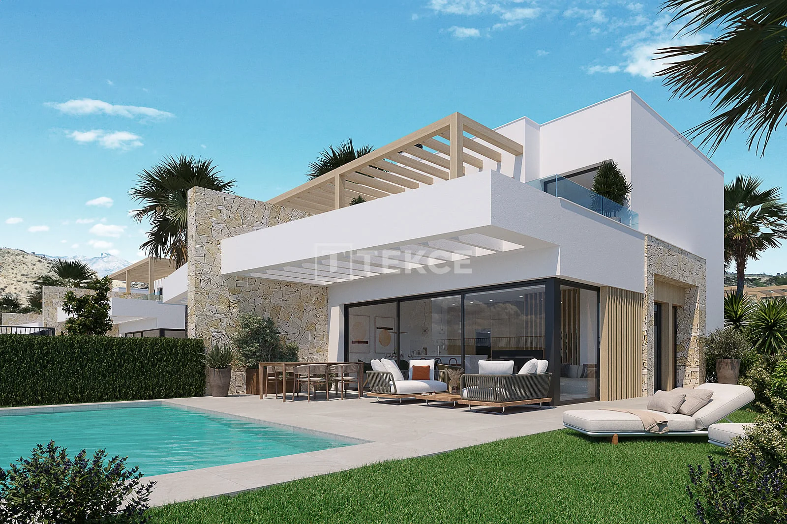 3-Bedroom Townhouse with Private Pool and Golf Course View in Monforte del Sid