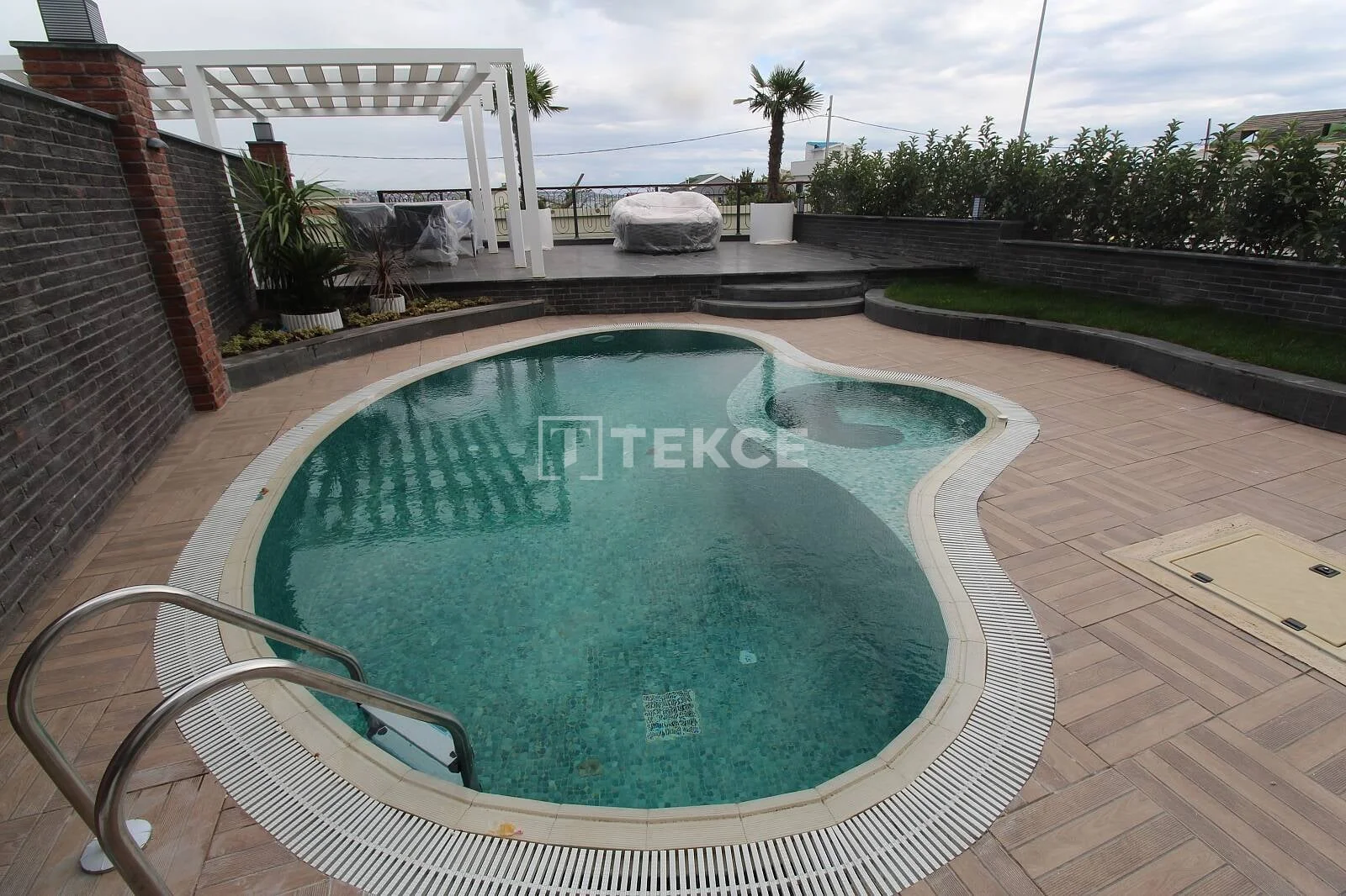 5-Bedroom Villa with Private Pool and Sea View in Buyukcekmece, Istanbul, photo 3