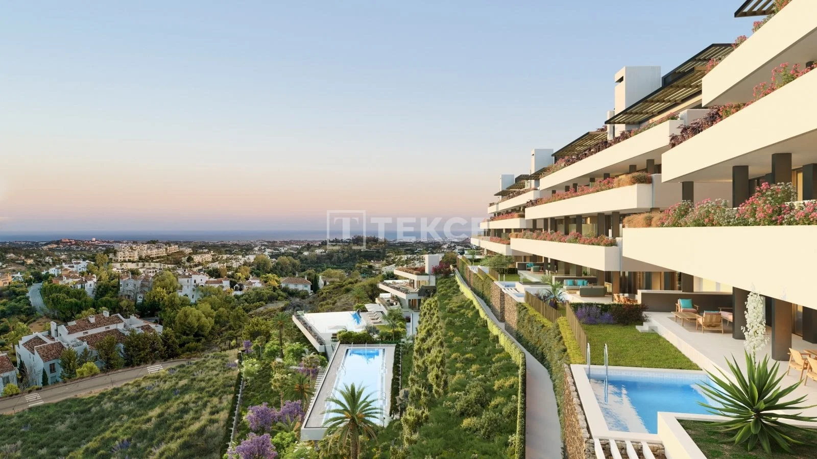 3-Bedroom Penthouse with Sea and Mountain Views in Benavista