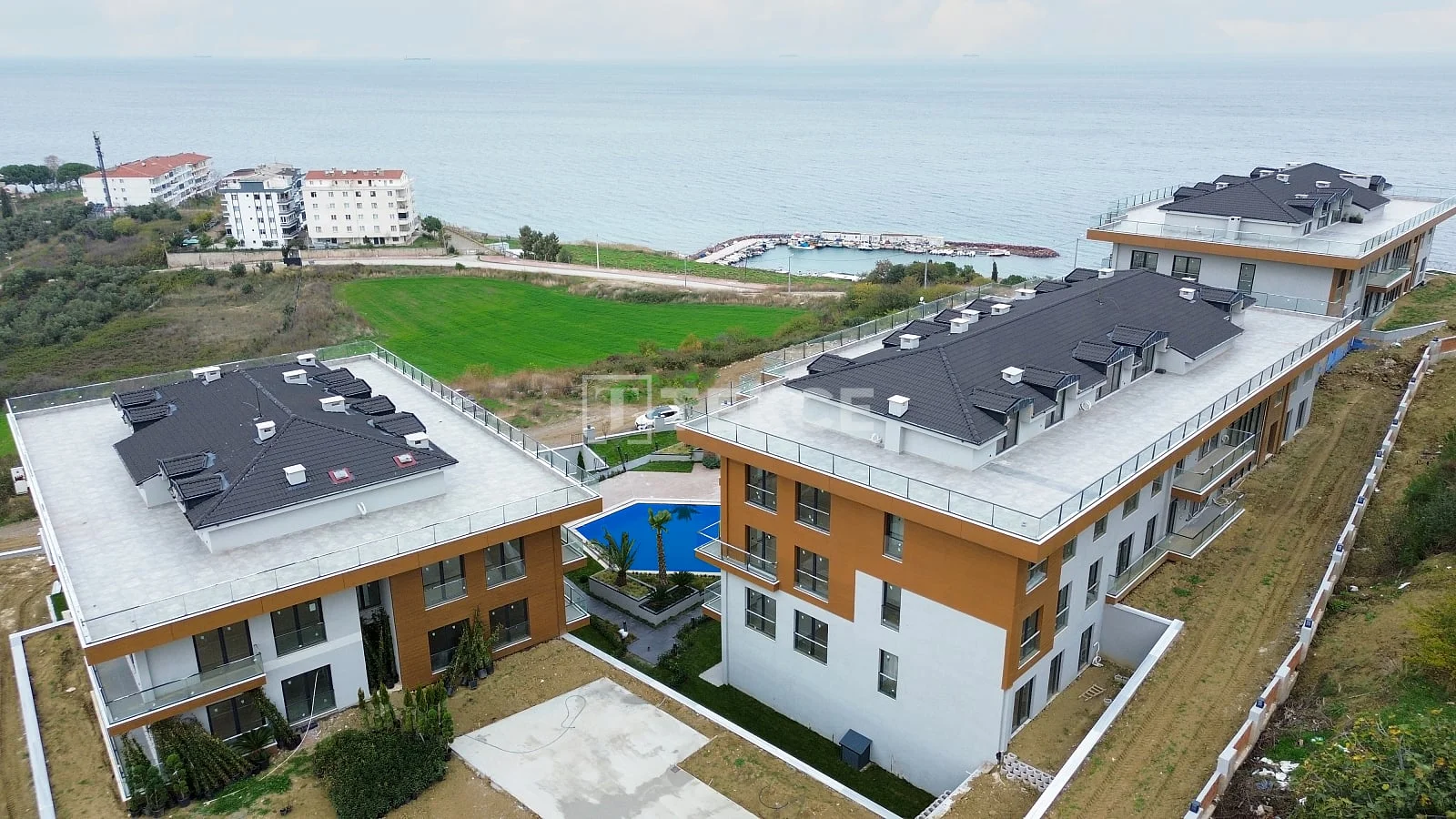 1-Bedroom Apartment with Sea View in Cinarcik