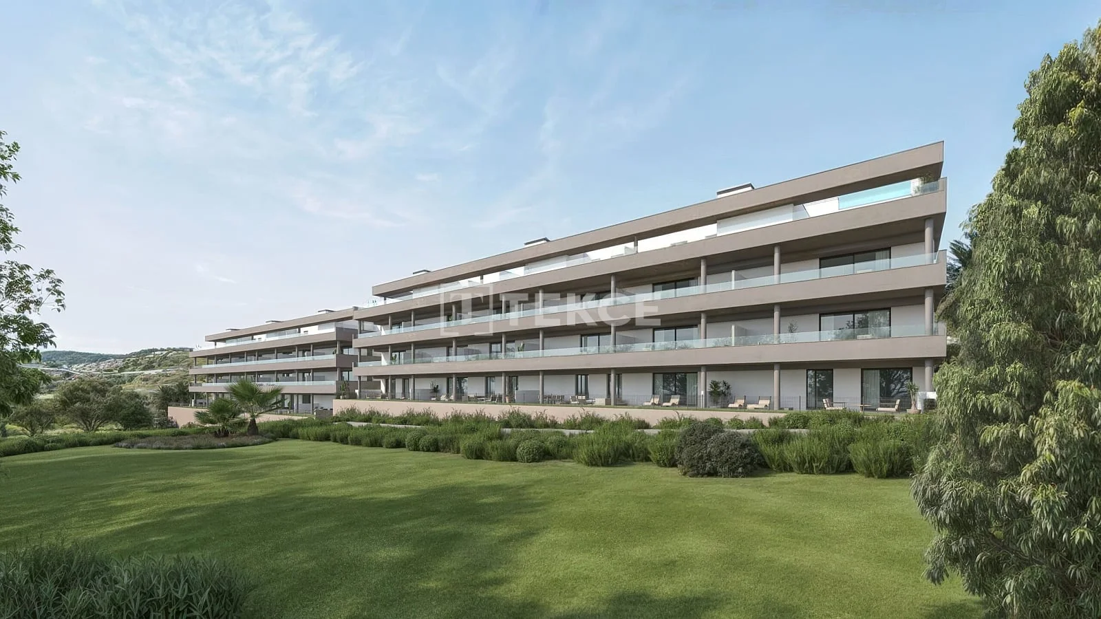 2-Bedroom Penthouse with Sea View in Estepona, photo 4