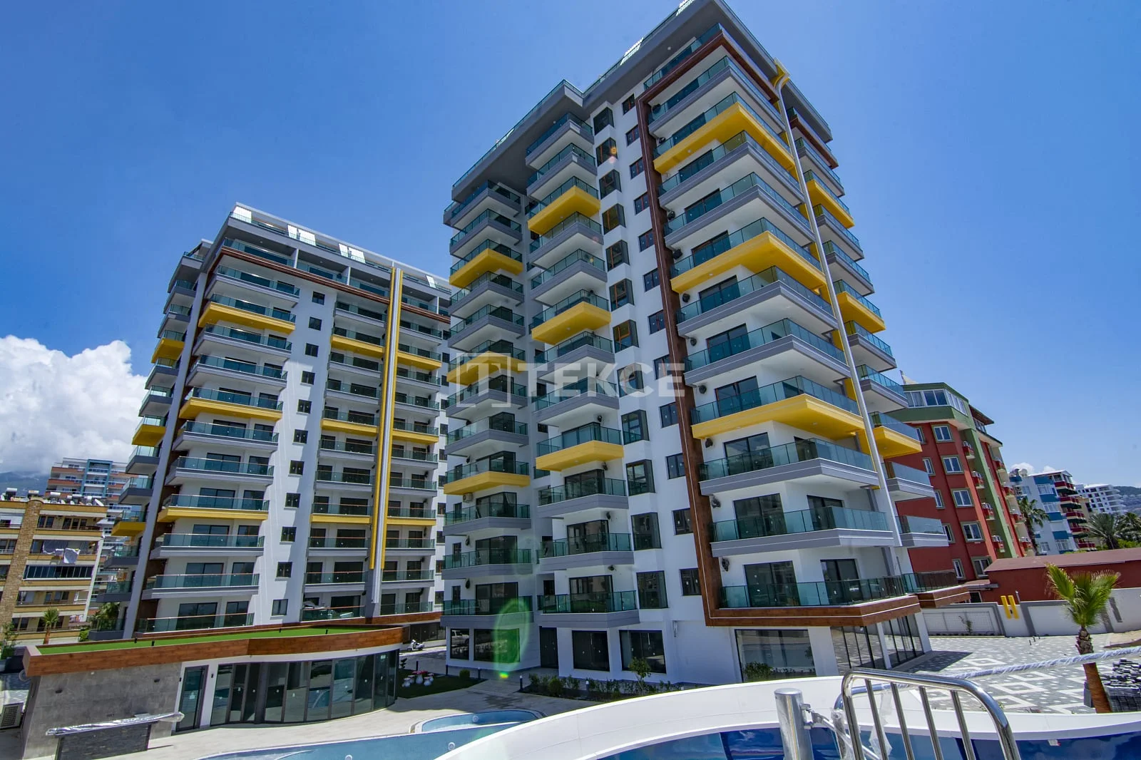 Beachfront 2-Bedroom Apartment with Sea View in Mahmutlar, Alanya, photo 4