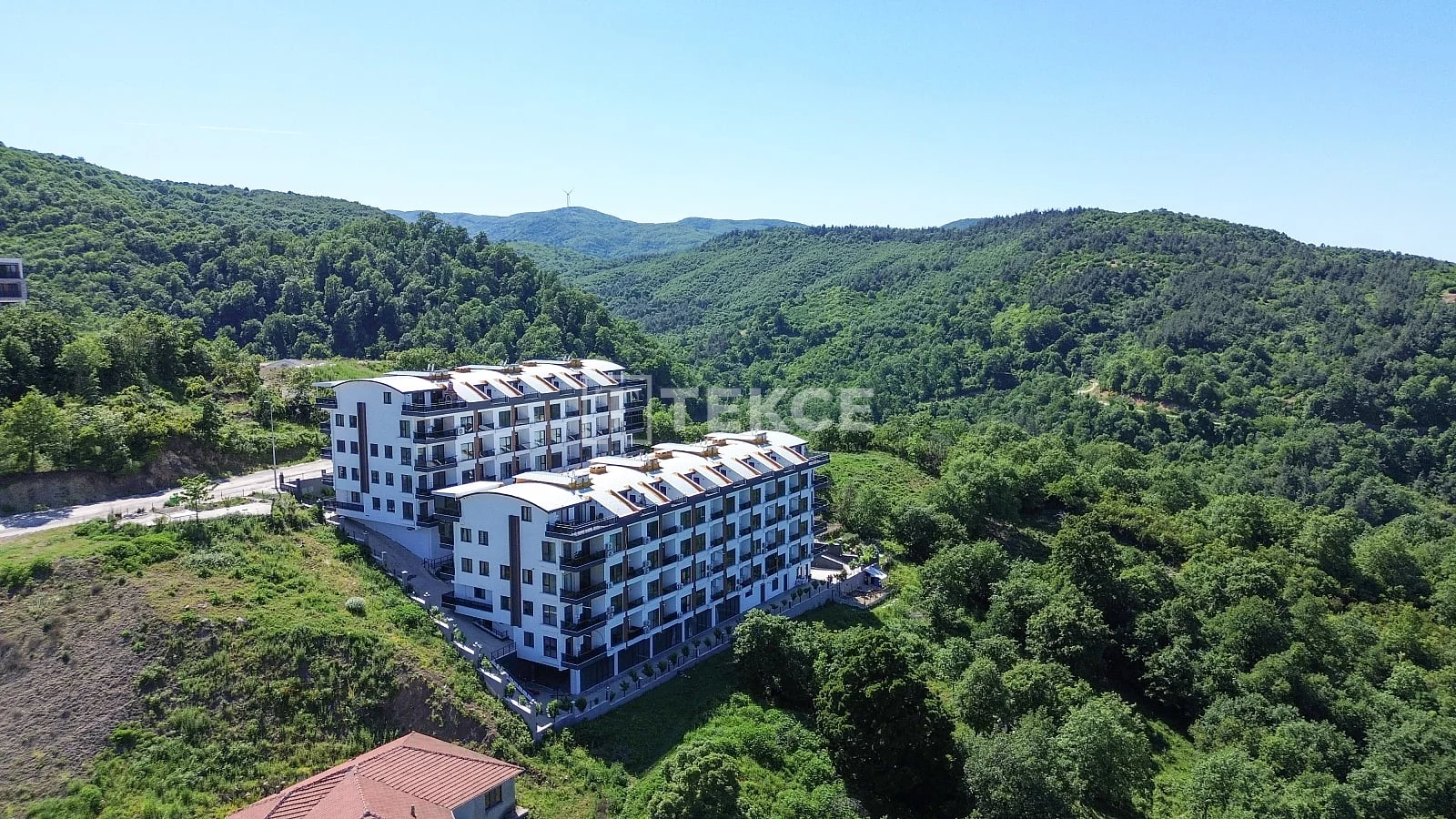 2-Bedroom Apartment with Sea and Lake Views in Yalova, photo 4